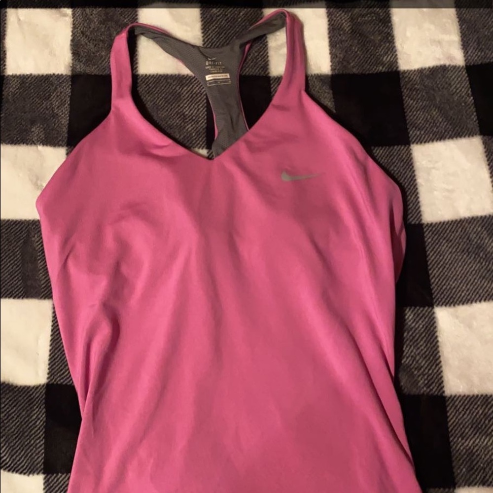 Nike pink tank
